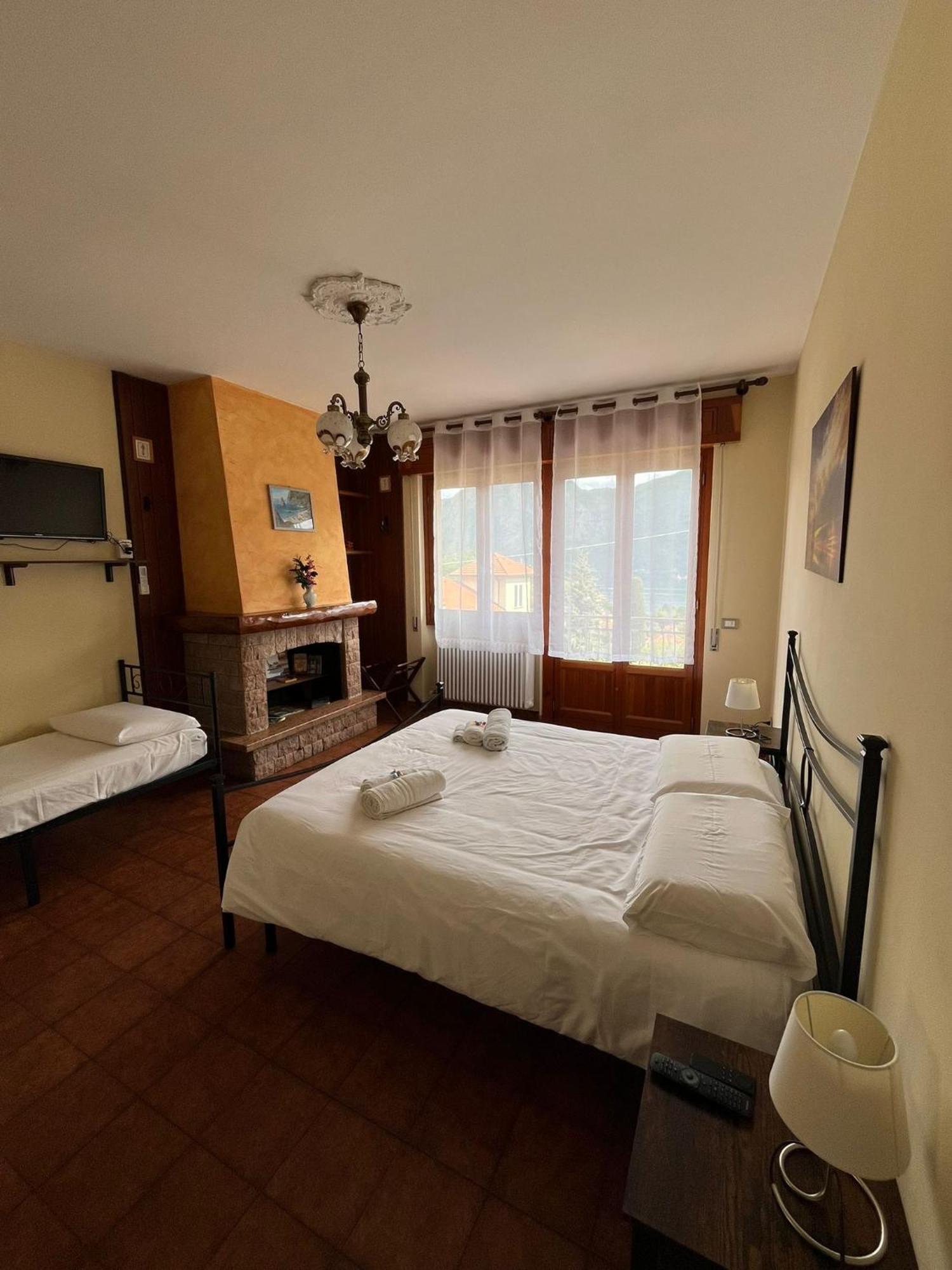 B&B Garzola Ossuccio Bagian luar foto