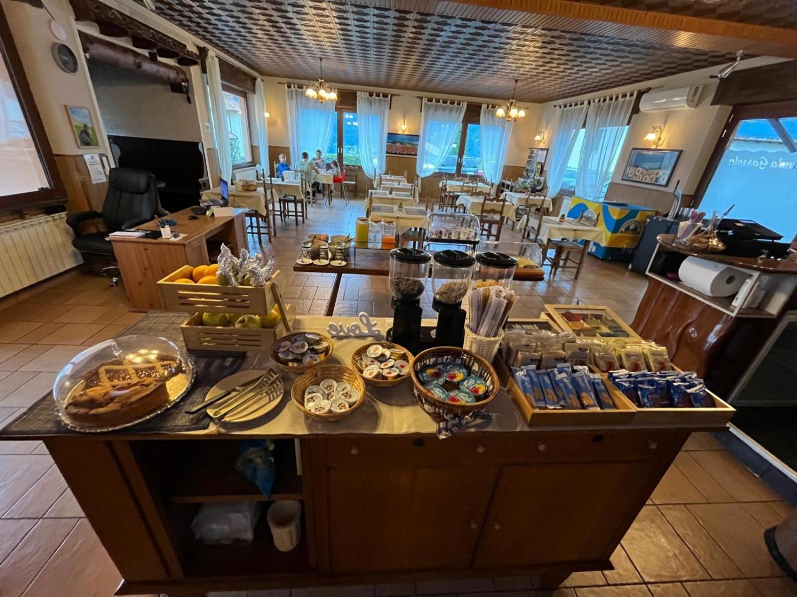 B&B Garzola Ossuccio Bagian luar foto